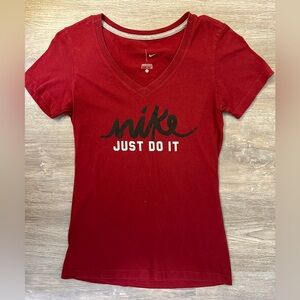 Nike T Shirt ❤️👟